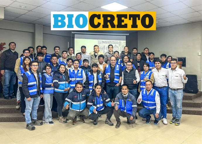 Equipo de trabajo de Biocreto en planta de concreto premezclado